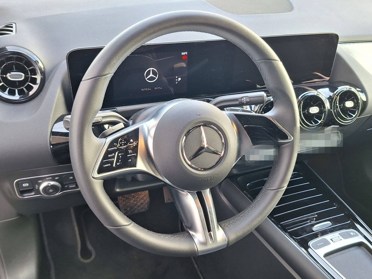 Mercedes-Benz GLA 200 d,AHK,NAVI,LED,Komfort,Shzg Klima foto 12