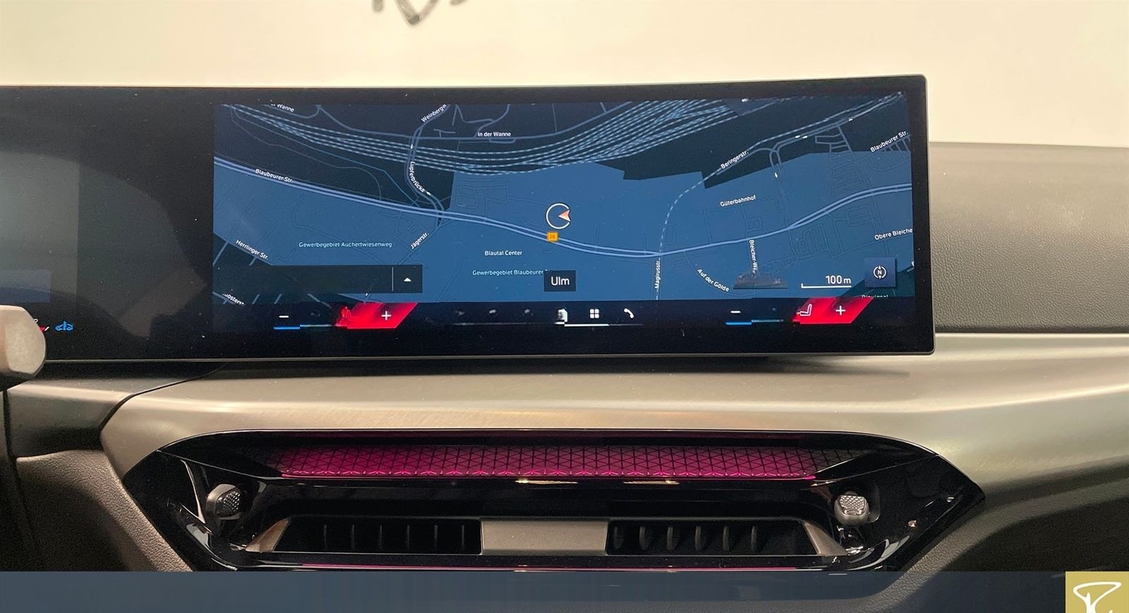 BMW 220i A Coupé M-Sport LC+ PDC RFK LED HiFi 18"LM foto 12