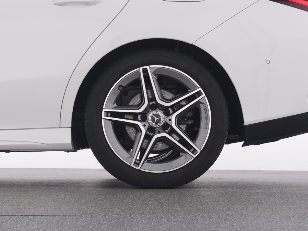 Mercedes-Benz CLA 200 AMG+LED-HP+KeylGo+Kamera+Totw+Sound+PTS+ foto 21