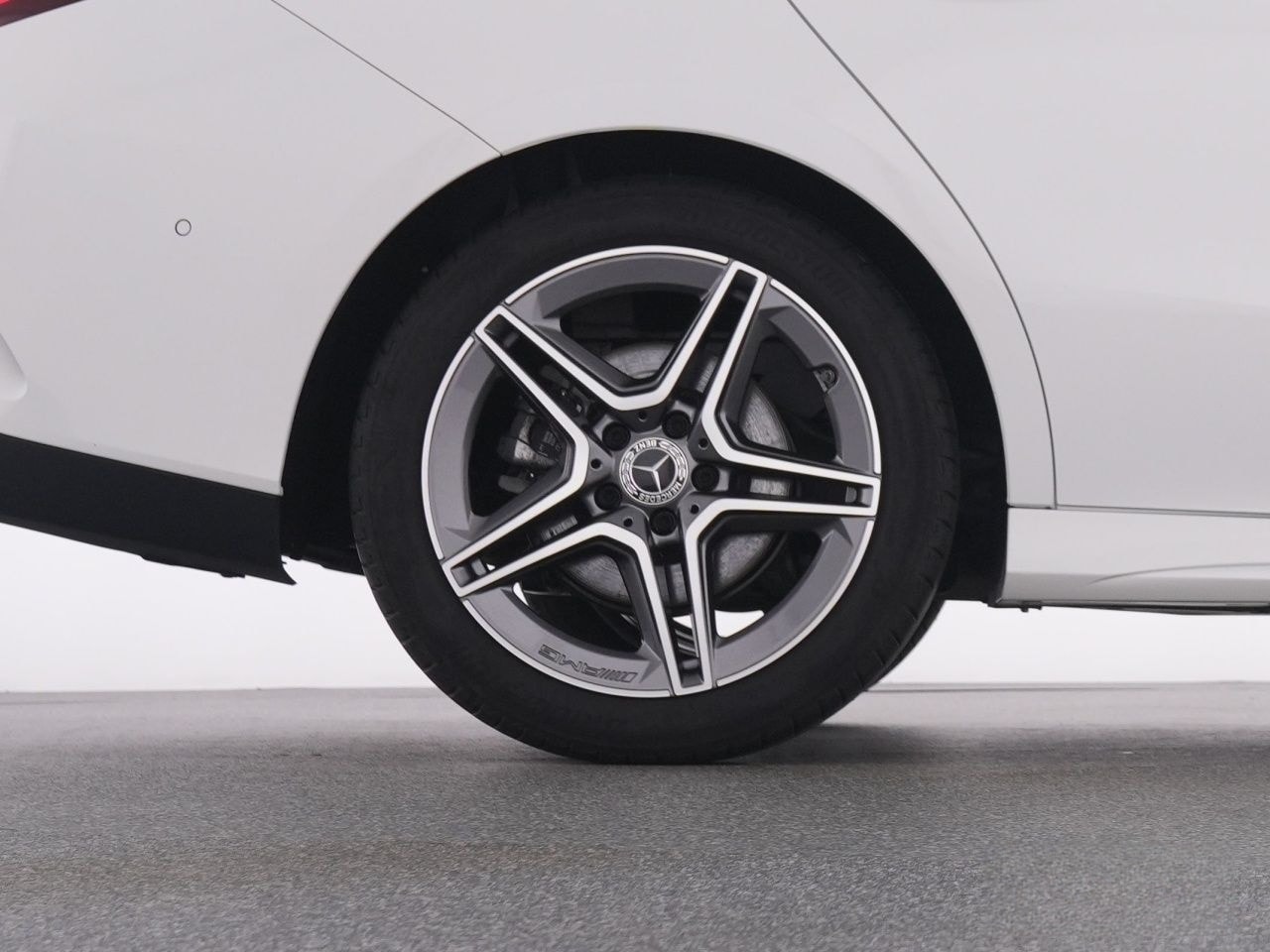 Mercedes-Benz CLA 200 AMG+LED-HP+KeylGo+Kamera+Totw+Sound+PTS+ foto 23