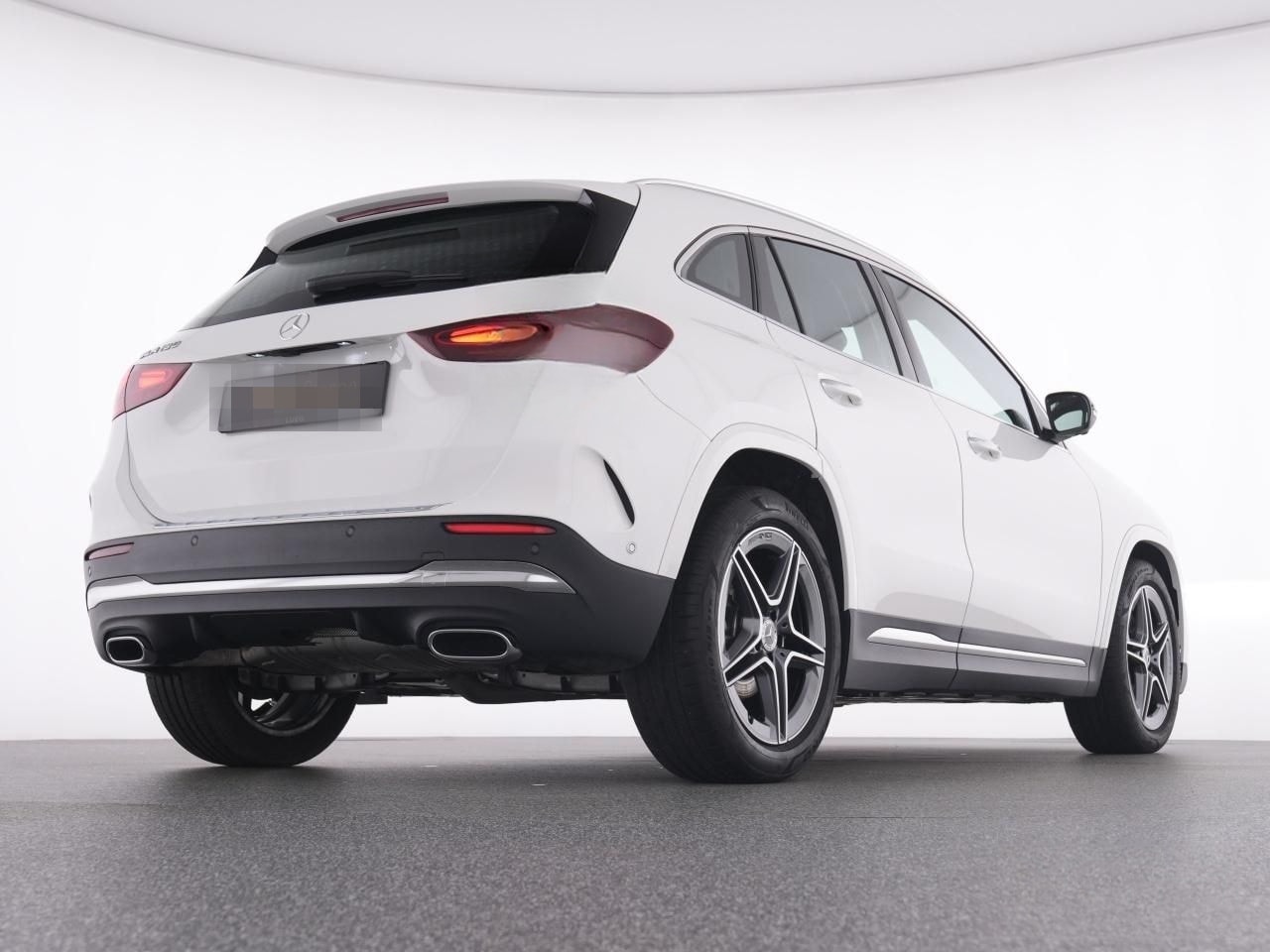 Mercedes-Benz GLA 180 AMG AMG+AHK+MBeam+KeyGo+360°+Totw+EHeck+ foto 8