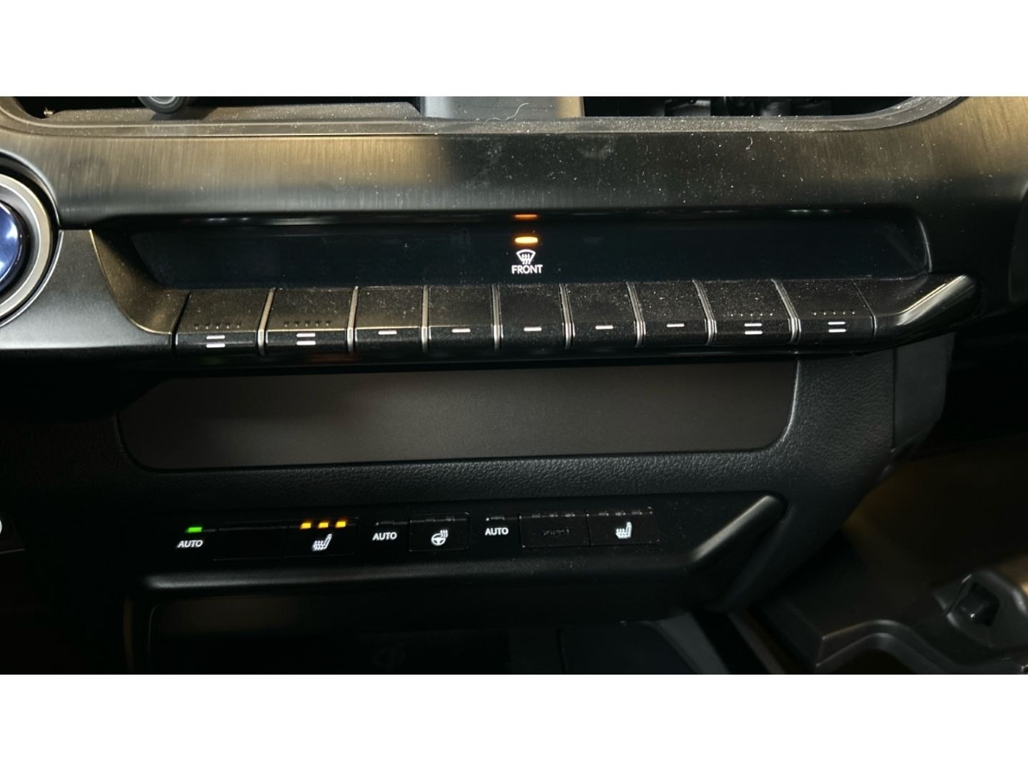 Lexus UX 300e Luxury Line 360 Grad Kamera Mark Levinso foto 15