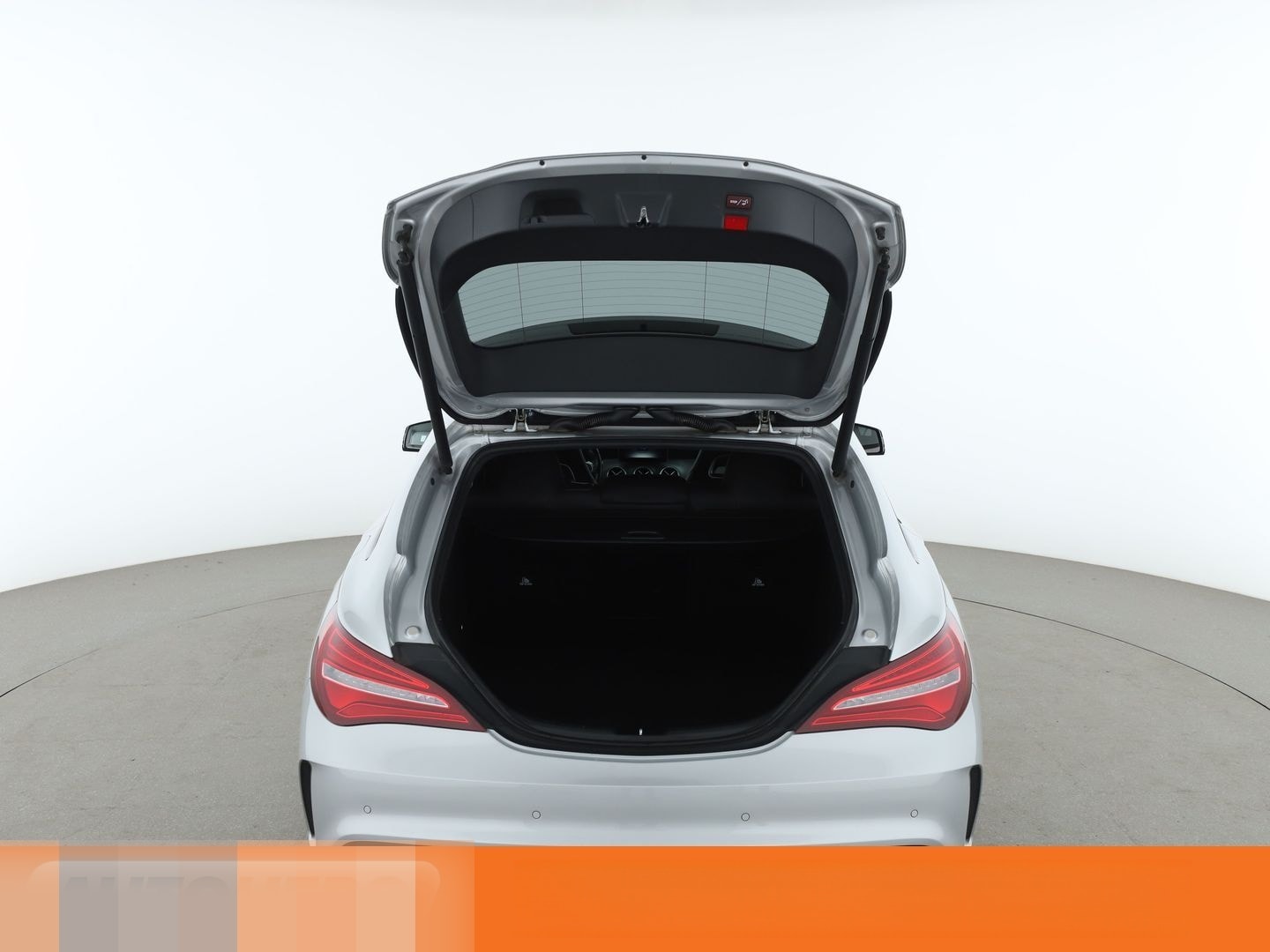 Mercedes-Benz CLA 200 Shooting Brake AMG Line Aut.*NAV*LED* foto 17