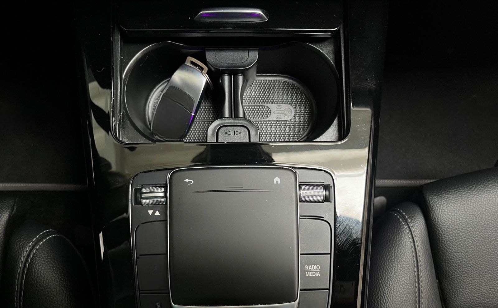 Mercedes-Benz A 200 Edition19 KEYLESS LED NAVI AMBIENTE KAMERA foto 18