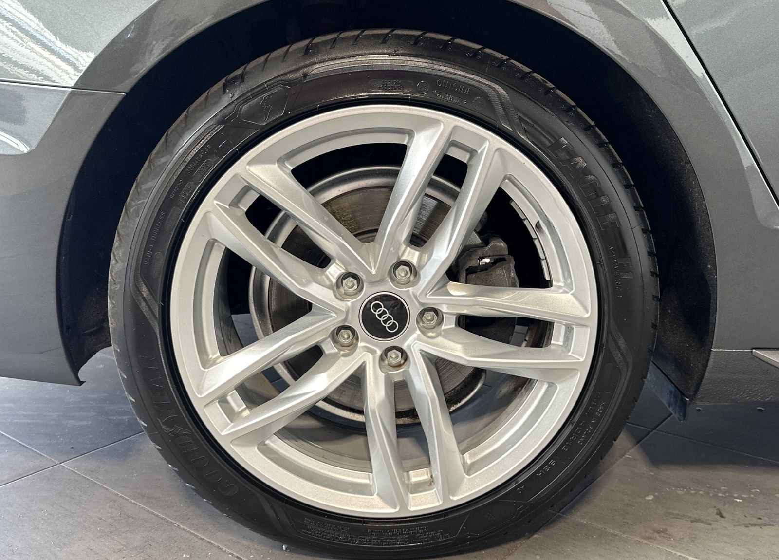 Audi A4 Avant 40 TDI S-Line NAV+LED+AHK+PANORAMA+B&O  foto 3