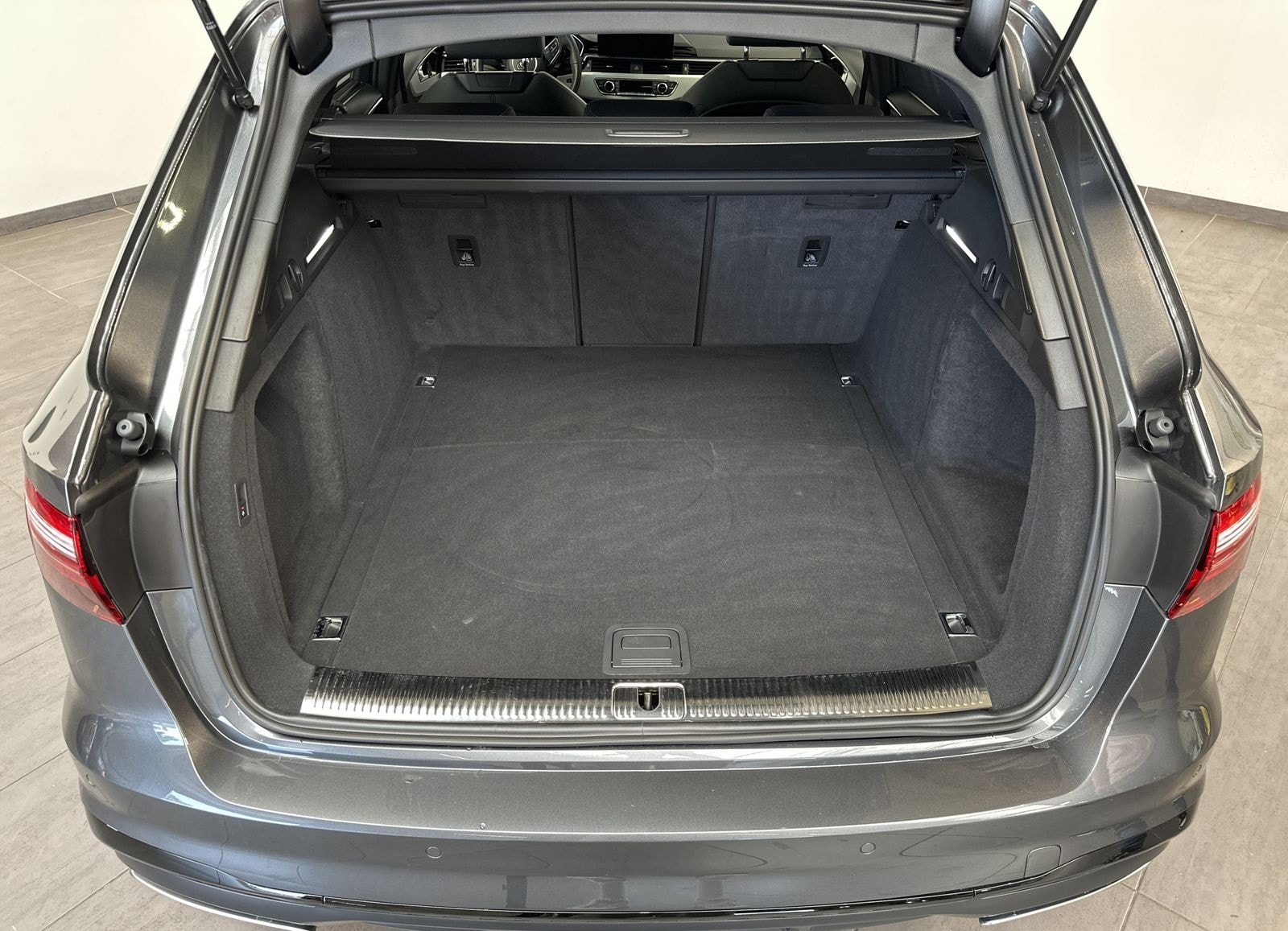 Audi A4 Avant 40 TDI S-Line NAV+LED+AHK+PANORAMA+B&O  foto 6