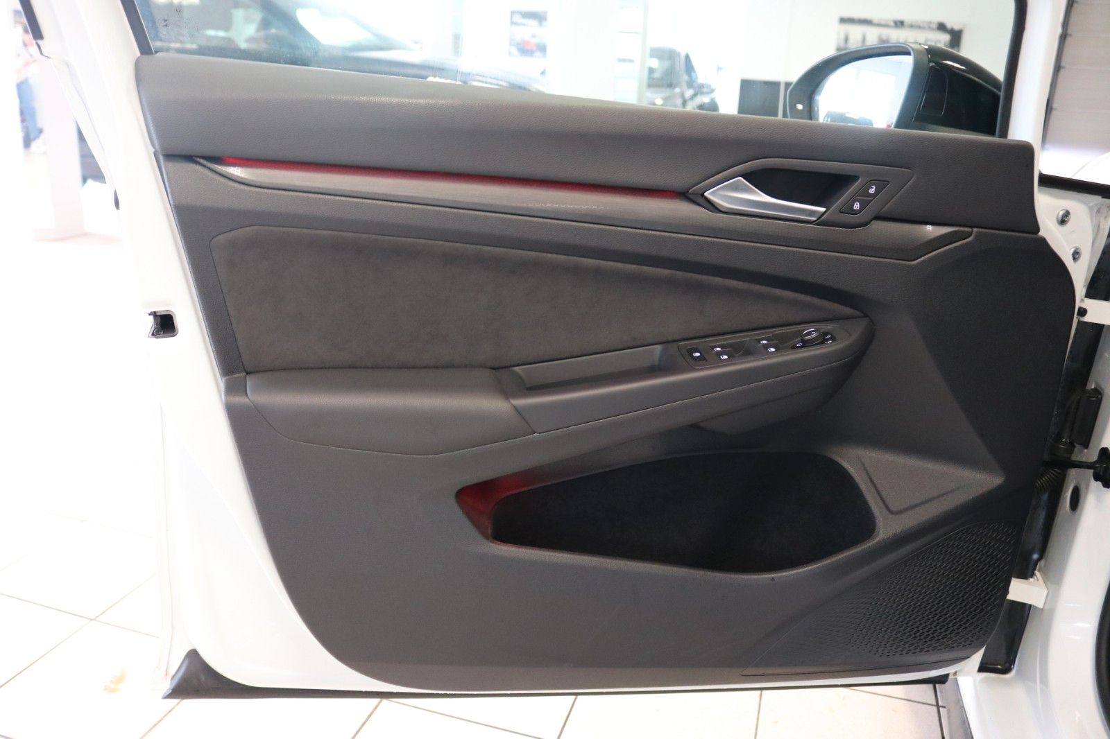 Volkswagen Golf GTI Clubsport Black Style Matrix H&K Pano foto 13