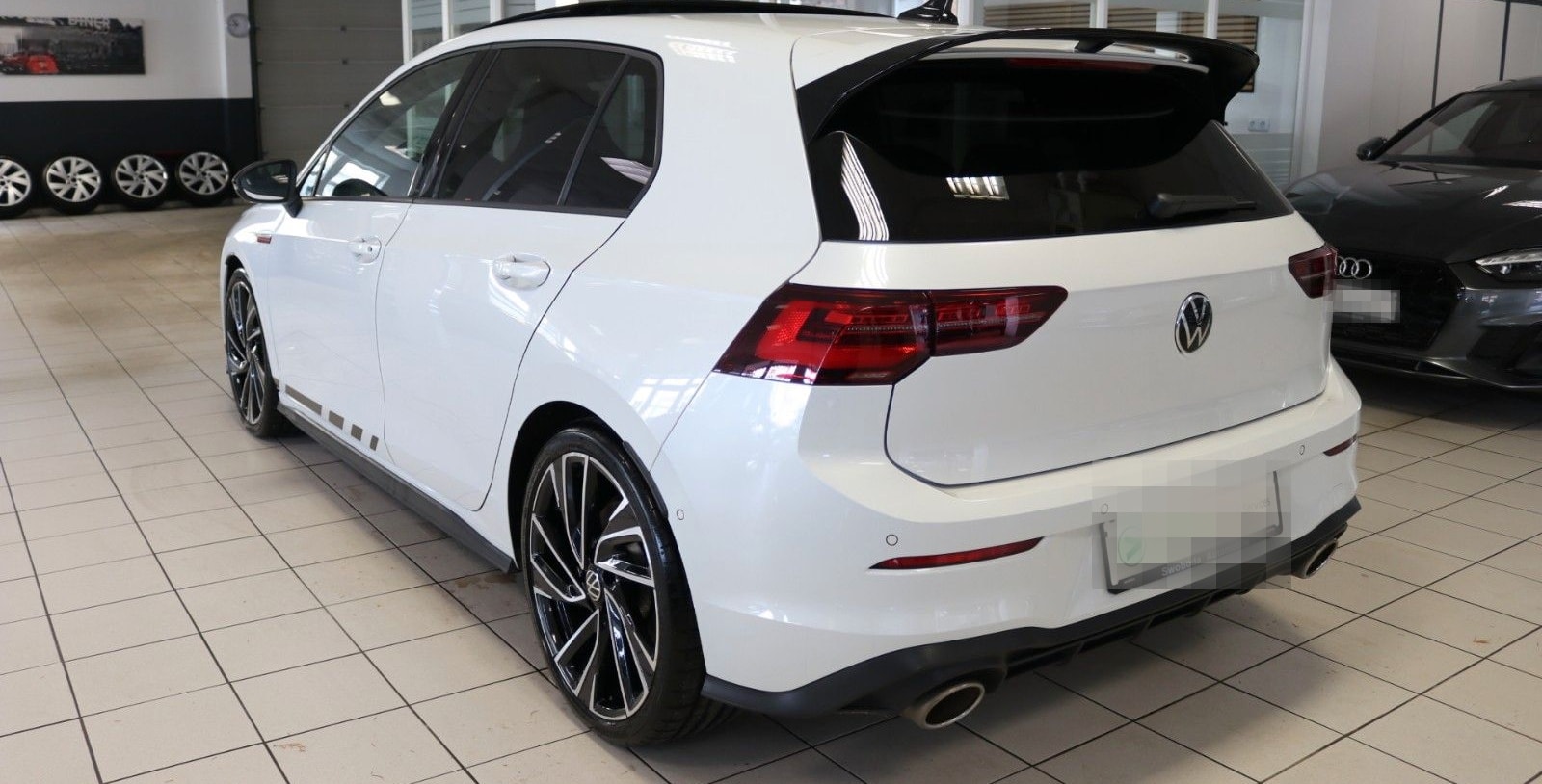 Volkswagen Golf GTI Clubsport Black Style Matrix H&K Pano foto 8