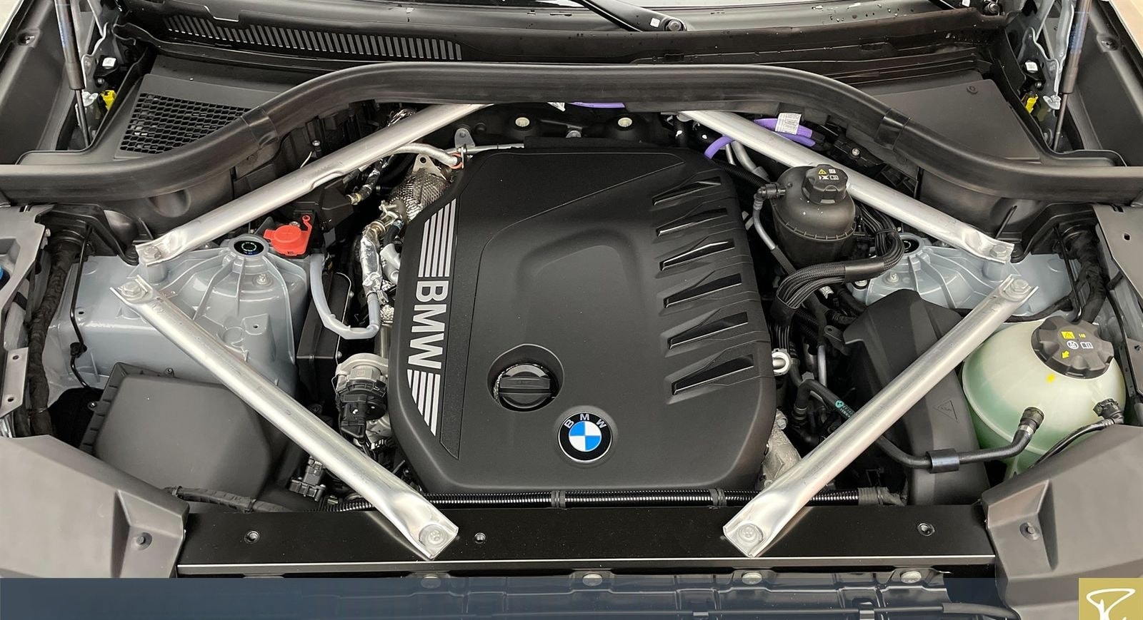 BMW X5 xDrive40d A M-Sport,M-Sport PRO,Pano,AHK,DAPr foto 7