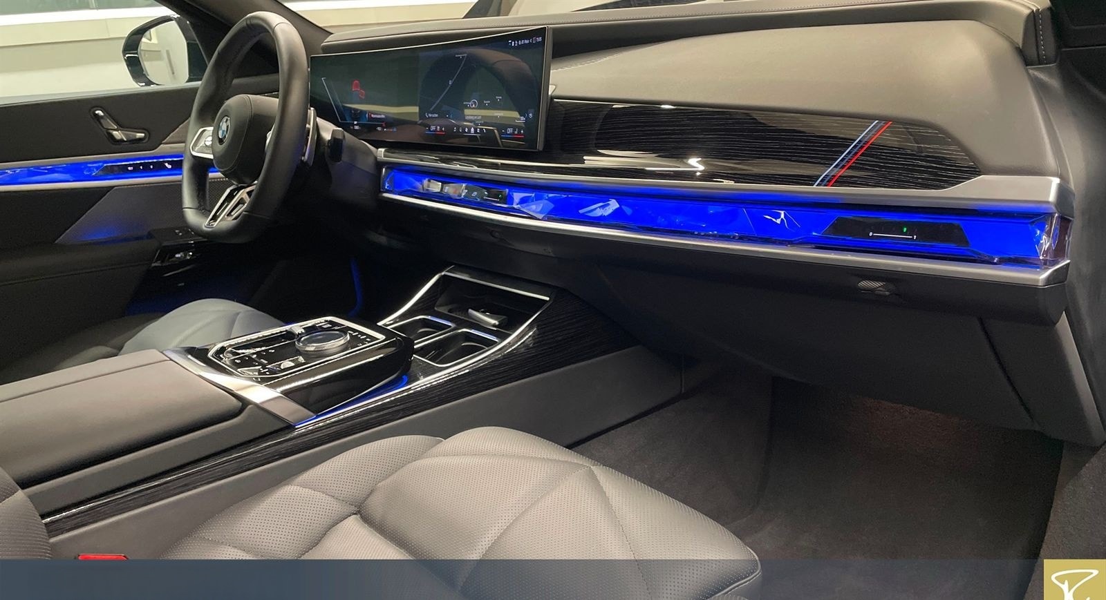 BMW 740d xDrive M Sport,SkyLou,AHK,DAPro.Sthz foto 14
