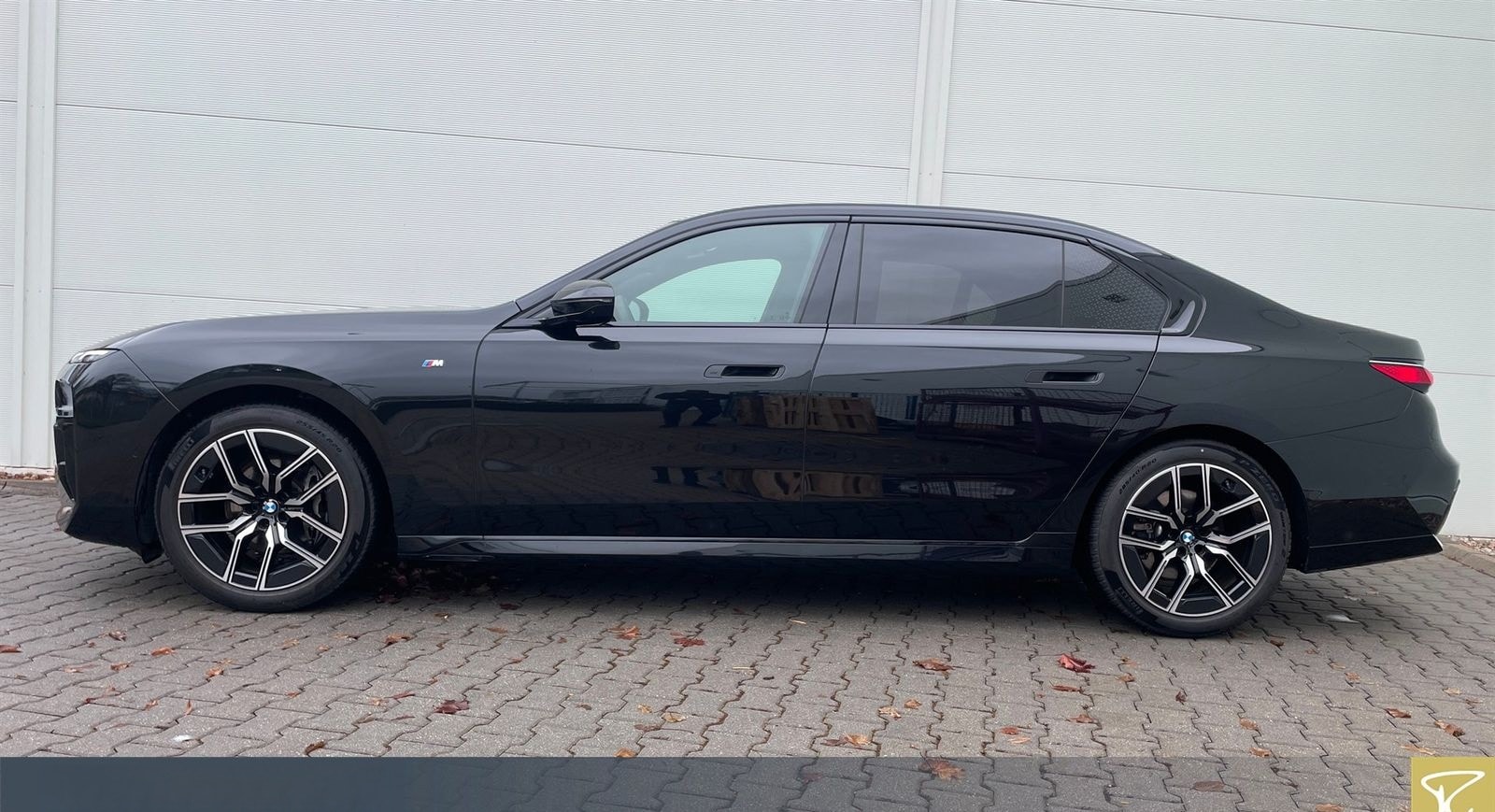BMW 740d xDrive M Sport,SkyLou,AHK,DAPro.Sthz foto 9