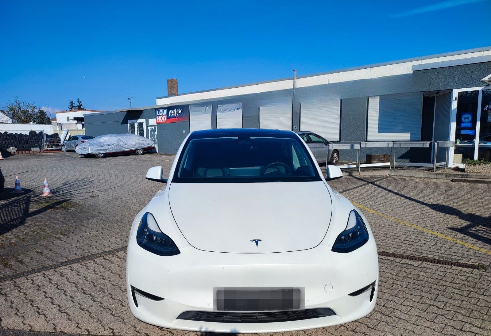 Tesla Model Y "AHK" Long Range Dual AWD foto 4