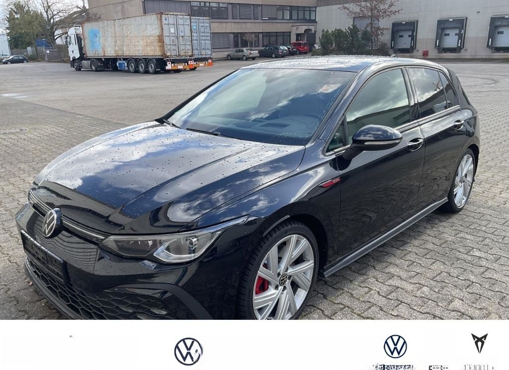 Volkswagen Golf GTI 2.0 TSI DSG PANO/H&K/HUD/KAMERA/MATRIX