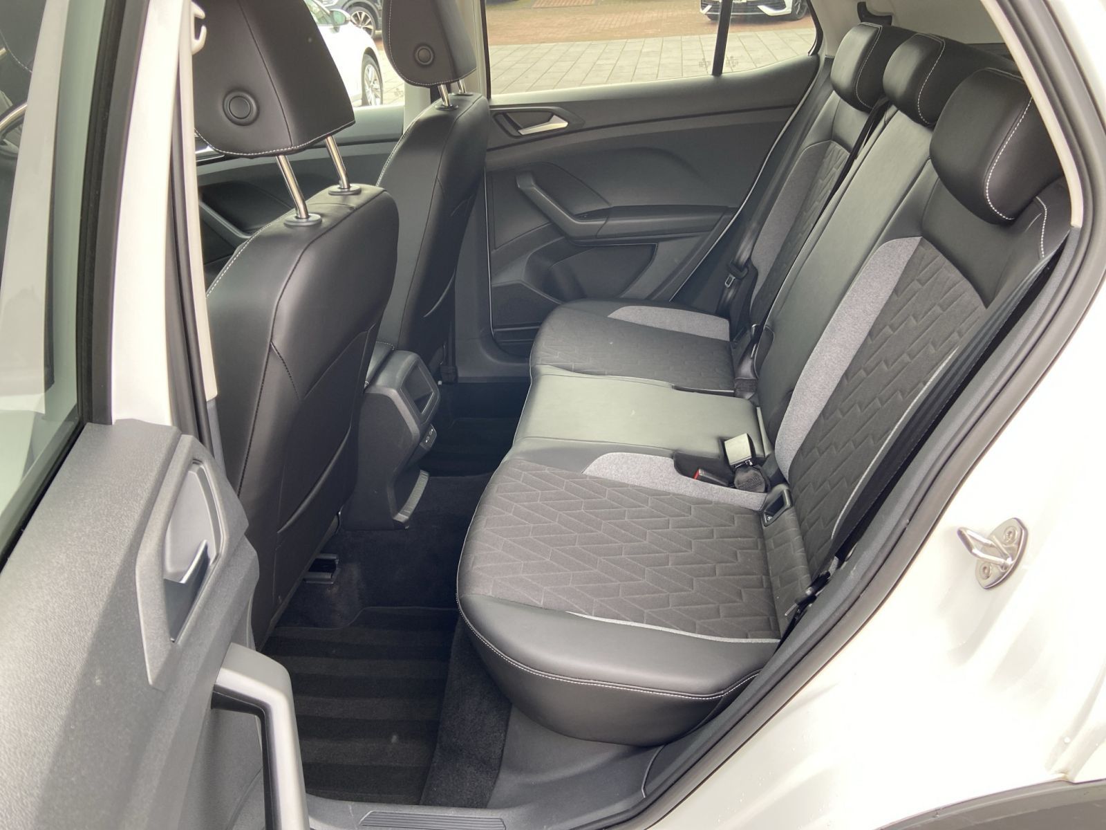 Volkswagen T-Cross 1.0TSI Goal *LED*KLIMA*PDC* foto 14