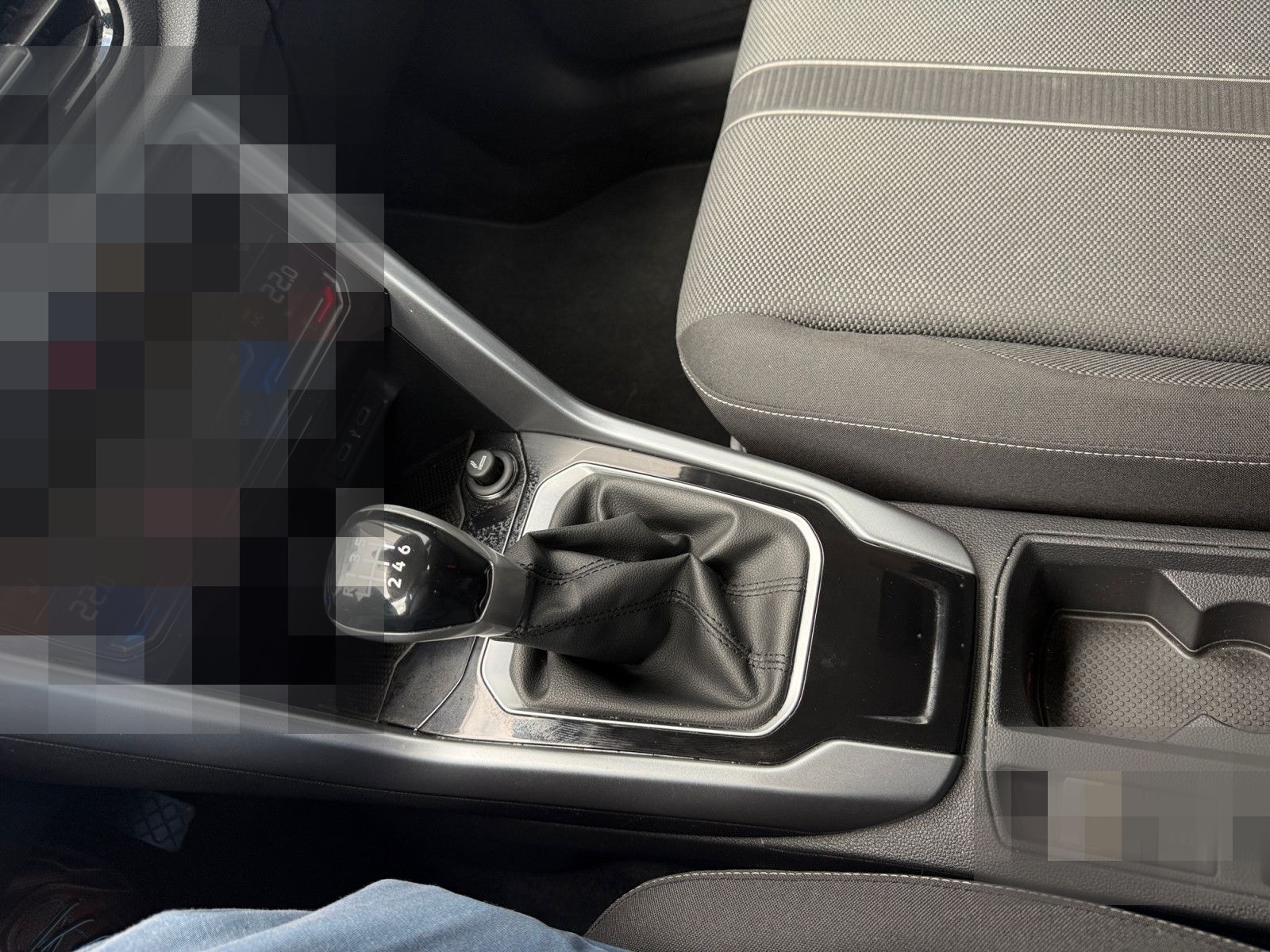 Volkswagen T-Roc 1.0TSI Life LED Navi Parklenk PDC Sitzheiz foto 8