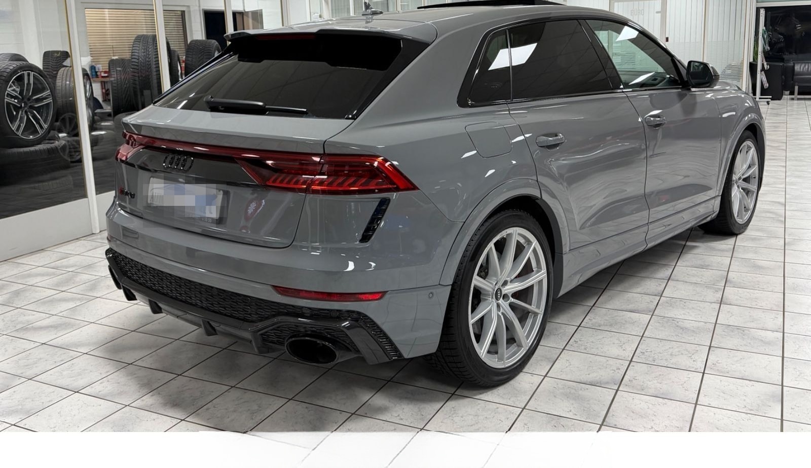 Audi RS Q8 4.0*PANO*KERAMIK*CARBON*MAS*STH*SITZBEL*HU foto 4