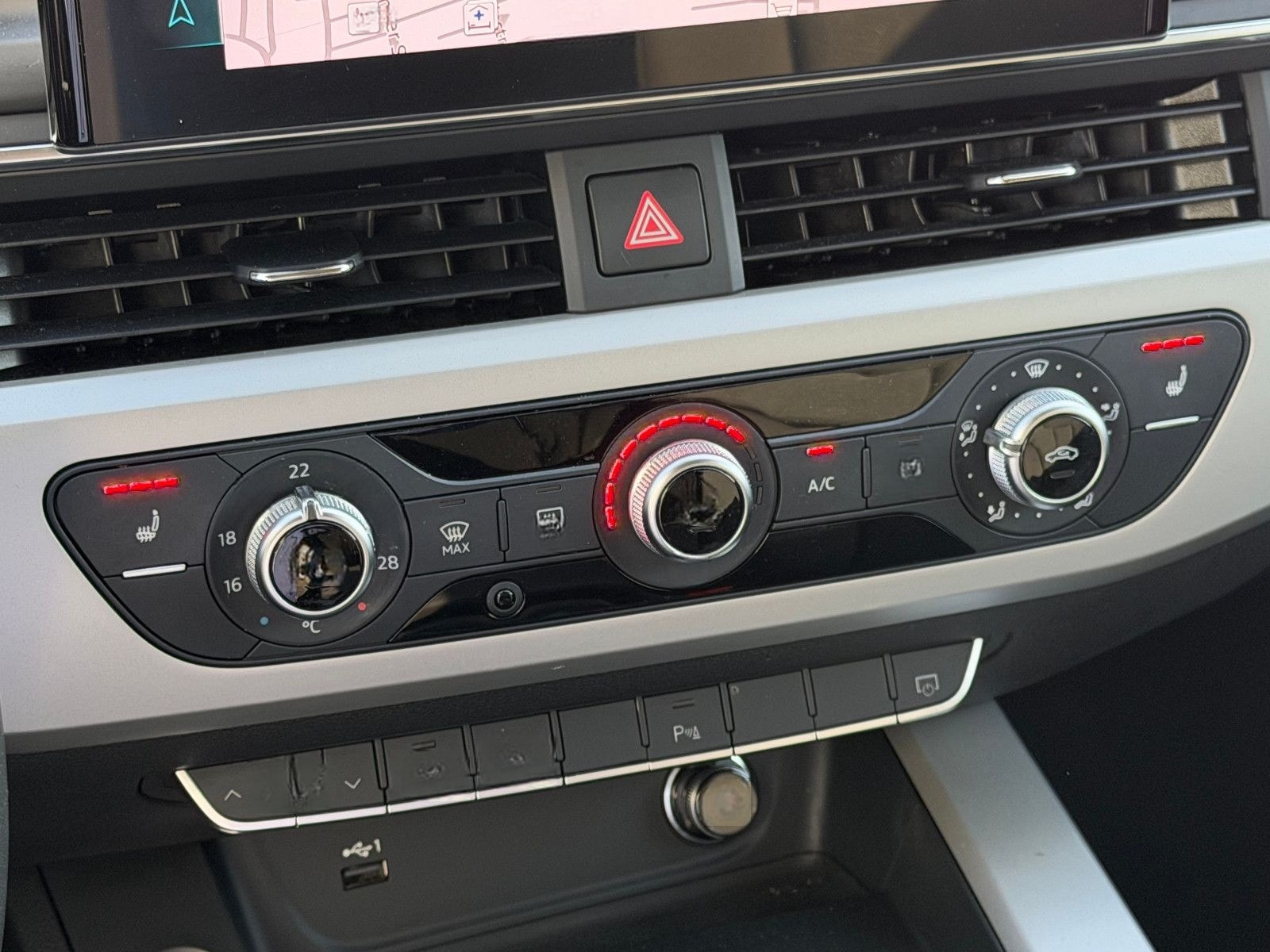 Audi A4 Avant 40 TDI S-tronic advanced/MATRIX/PDC/NAV foto 14