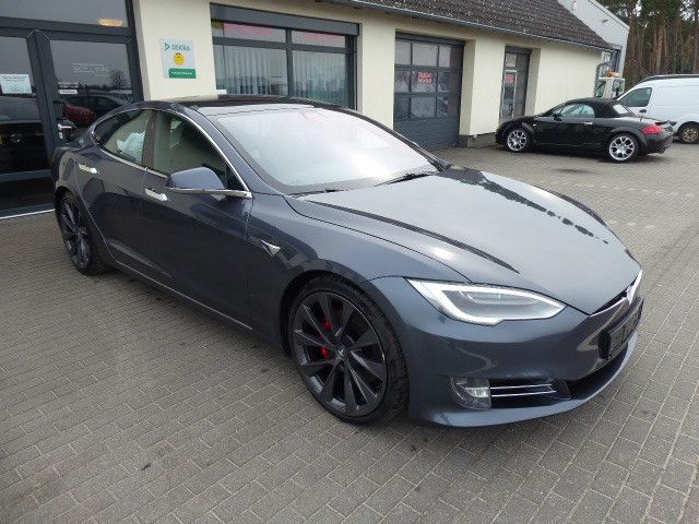 Tesla Model S foto 3