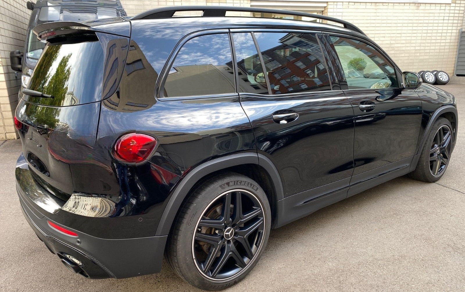 Mercedes-Benz GLB 35 AMG 4MATIC DCT foto 3