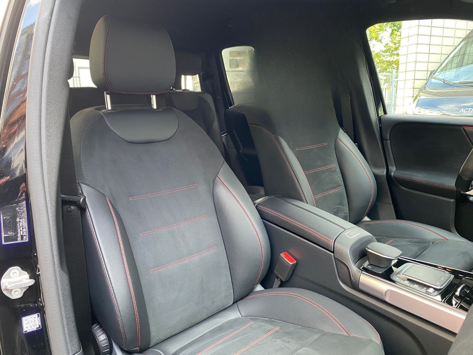 Mercedes-Benz GLB 35 AMG 4MATIC DCT foto 8