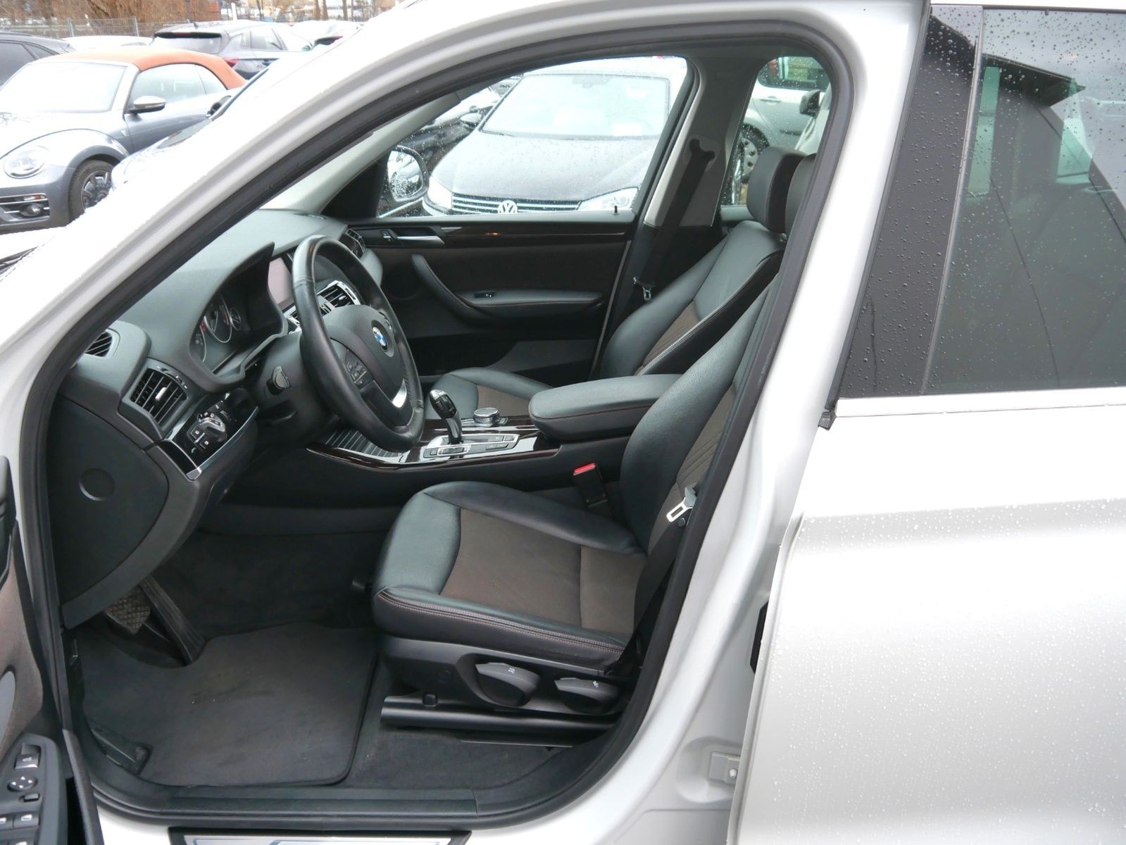 BMW X3 xDrive 20d xLine NAVI/BIXENON/PANO/AHK/RFK foto 7