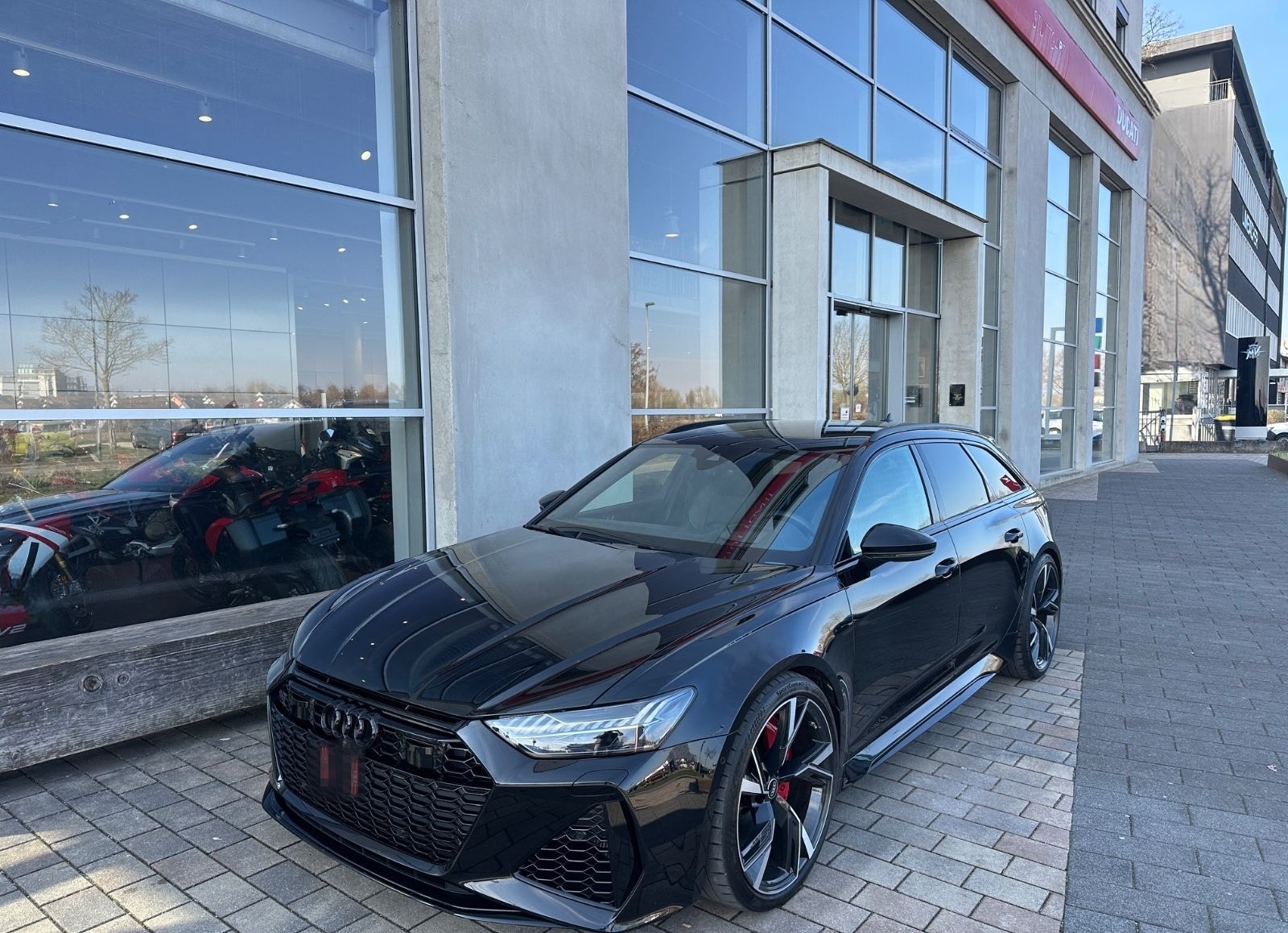 Audi RS6 Avant AHK/Dynamik/HeadUp/B&O/Sitzlüft./SAGA foto 1