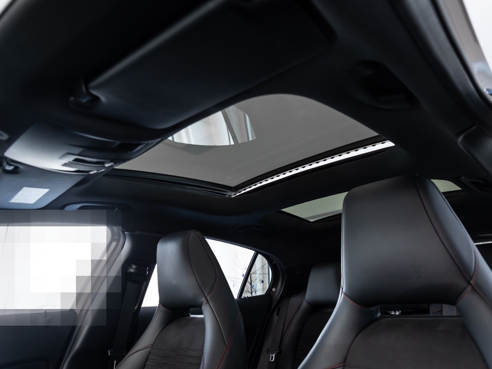 Mercedes-Benz GLA 250 AMG/Pano/Scheckheft/Navi/18 foto 19