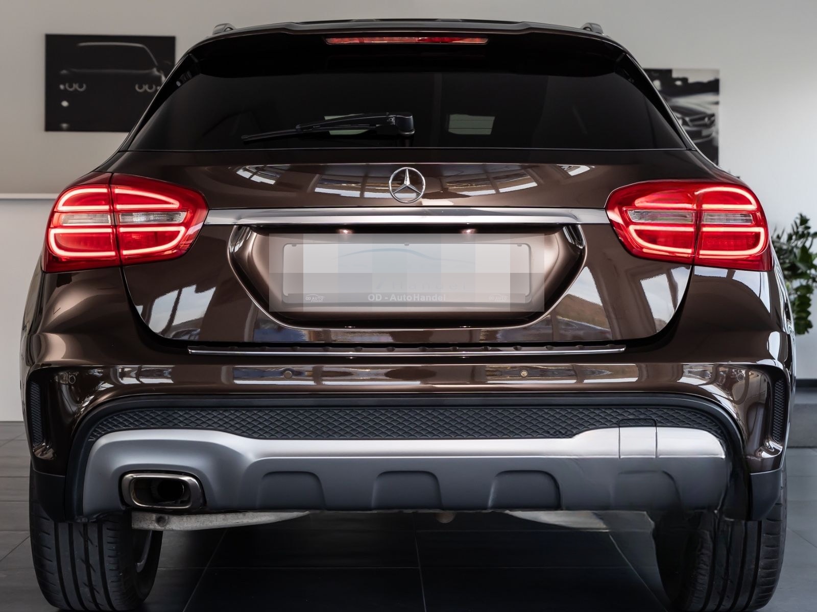 Mercedes-Benz GLA 250 AMG/Pano/Scheckheft/Navi/18 foto 3