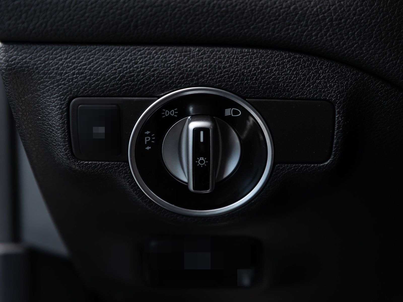 Mercedes-Benz GLA 250 AMG/Pano/Scheckheft/Navi/18 foto 25