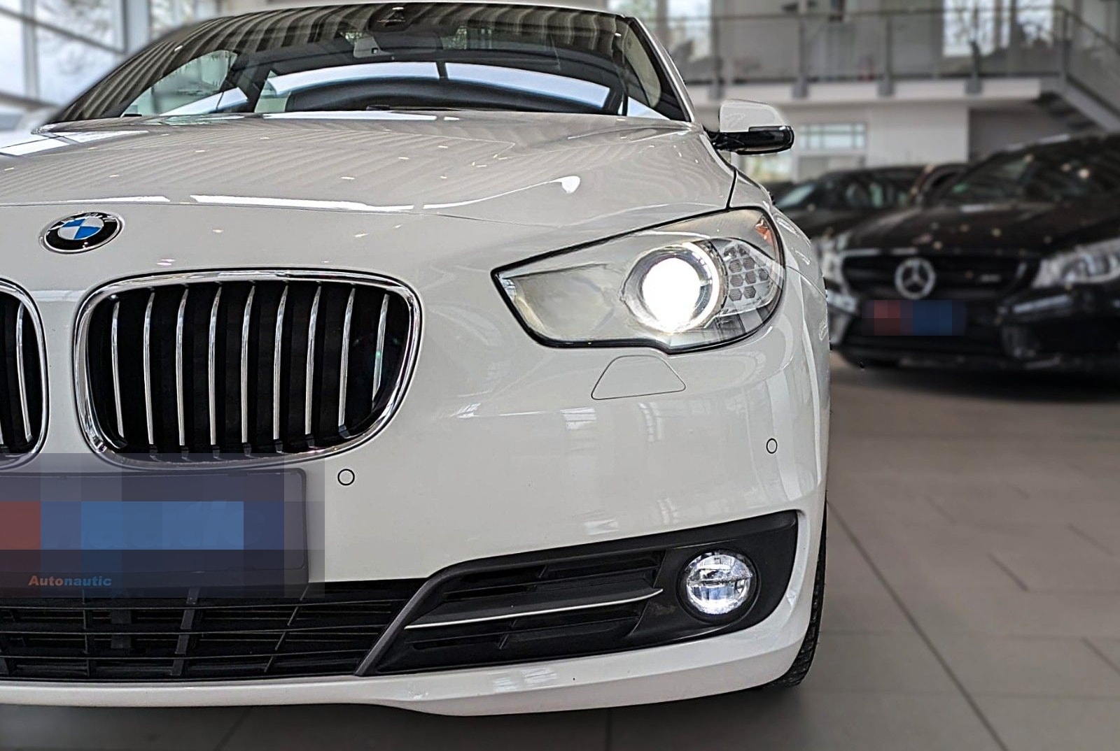 BMW 530d GT xDRIVE LEDER PANO NAVI HiFi HUD STANDH. foto 12