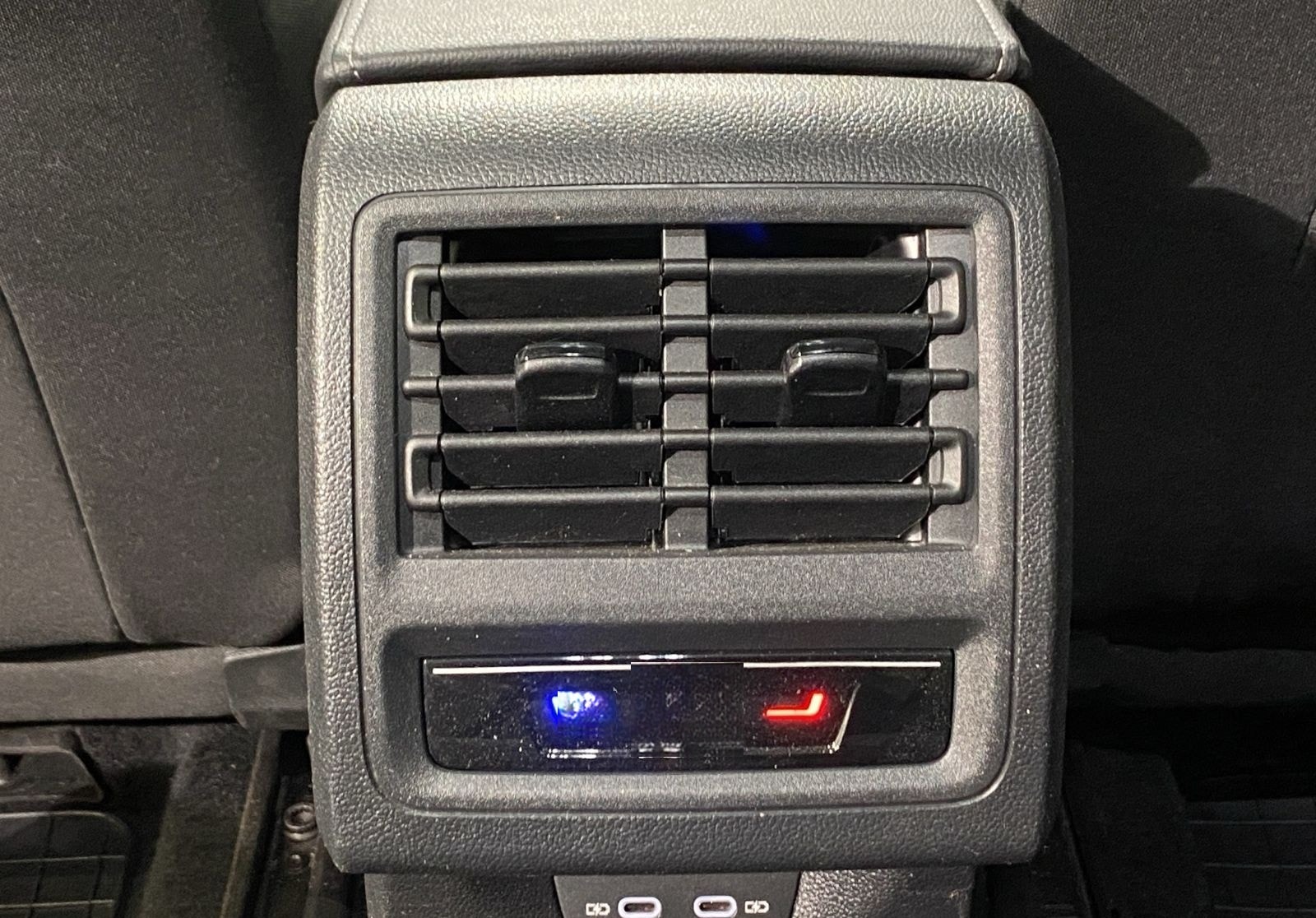 Volkswagen Golf VIII 1.5 TSI Life / Navi LED ACC foto 11