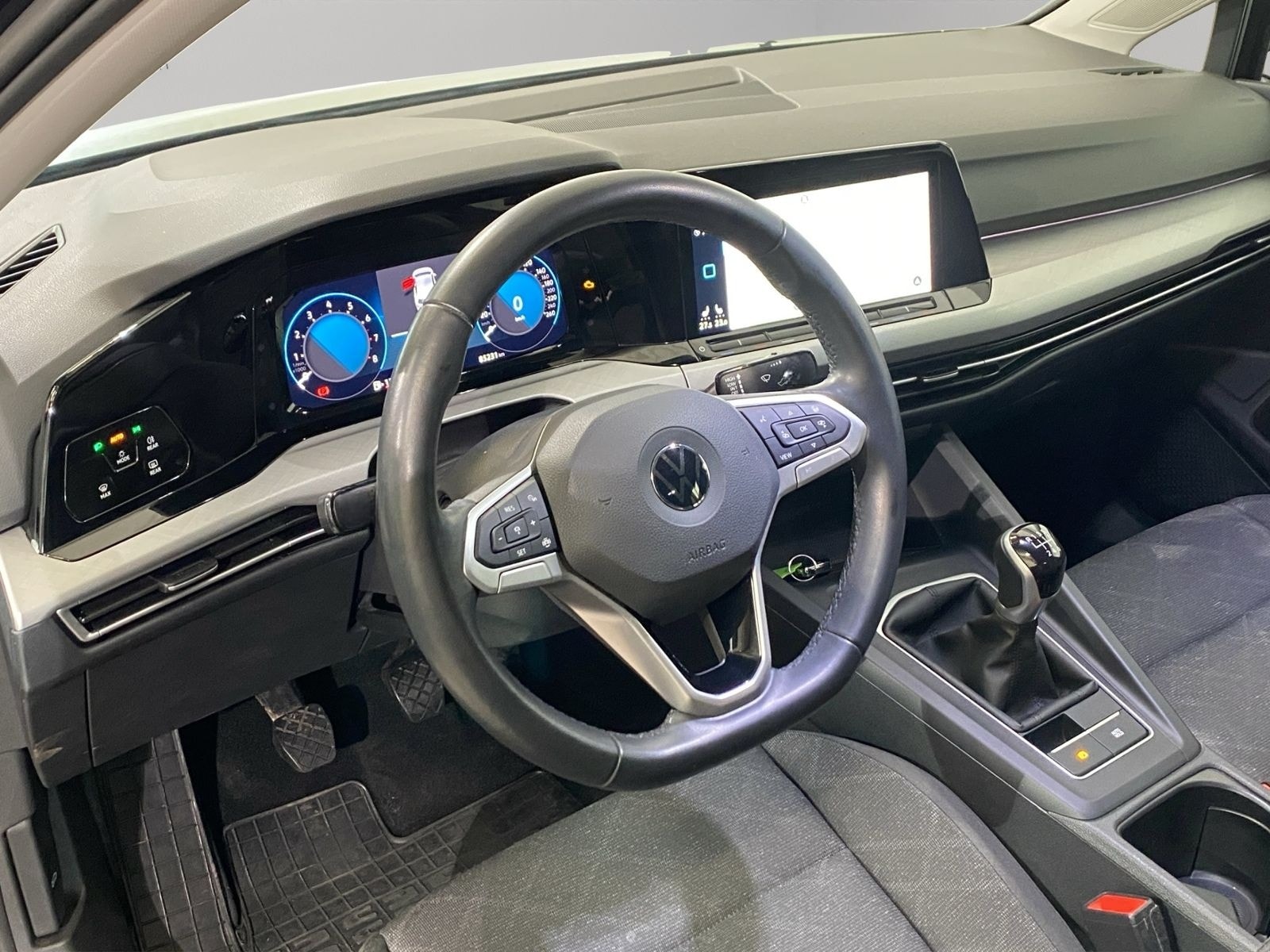 Volkswagen Golf VIII 1.5 TSI Life / Navi LED ACC foto 4