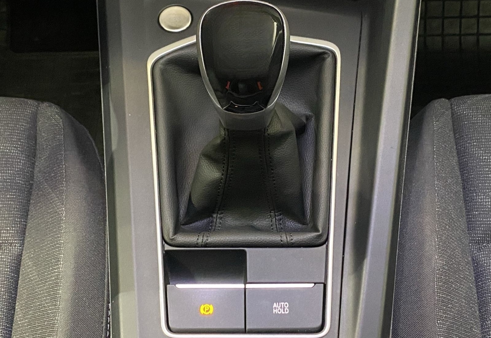 Volkswagen Golf VIII 1.5 TSI Life / Navi LED ACC foto 8