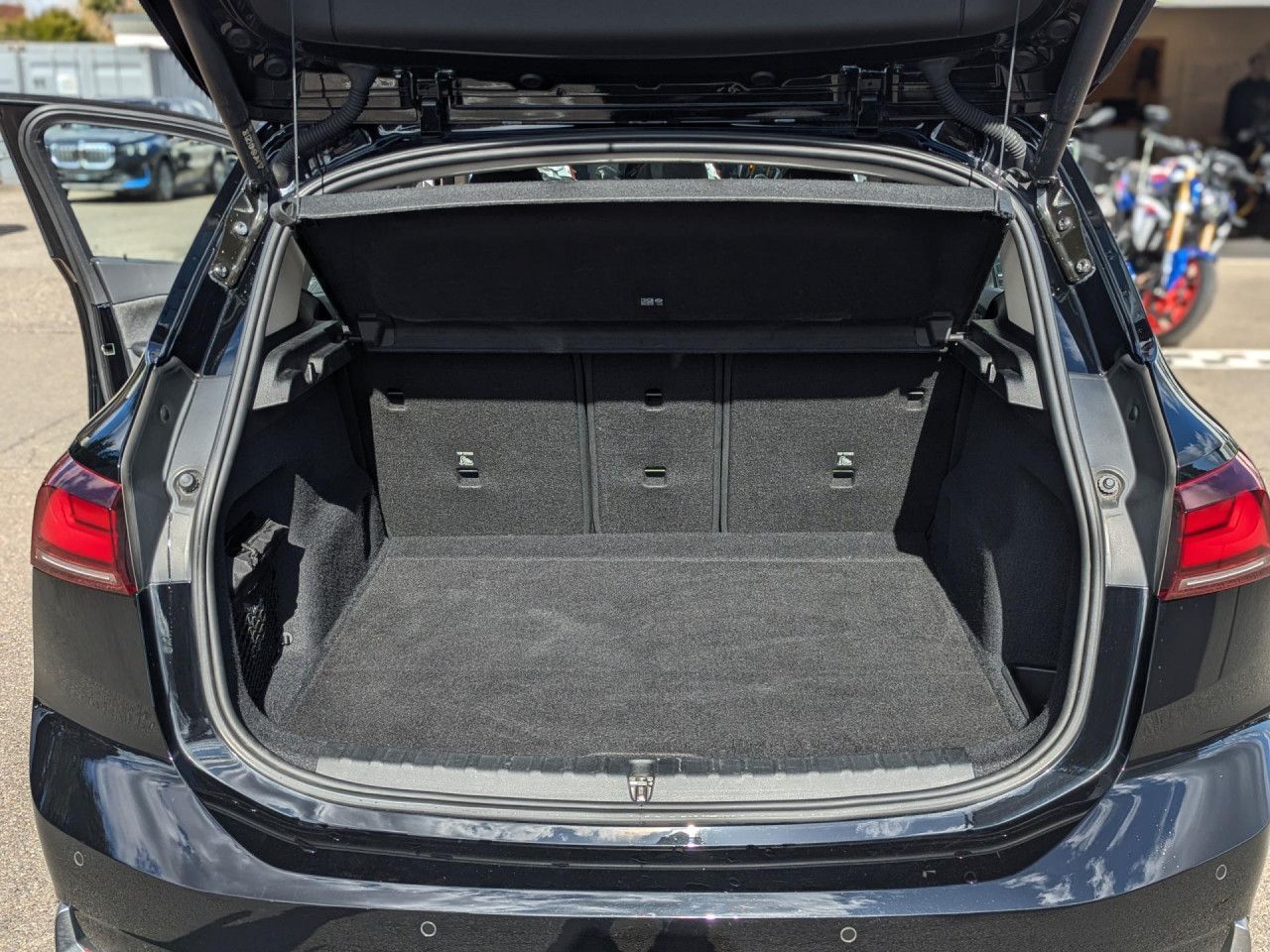 BMW 218i AT DKG Kamera Widescreen Navi Sitzh.LED DAB foto 16