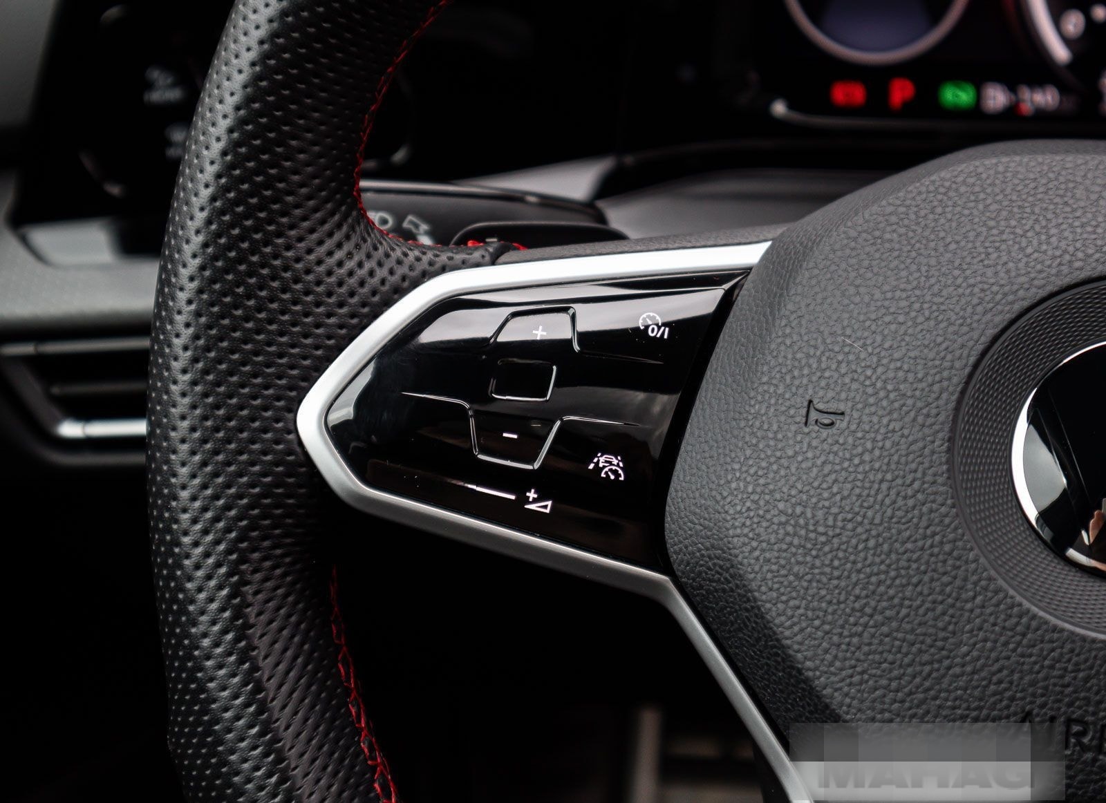 Volkswagen Golf VIII GTI Clubsport 2.0 TSI IQ.Light Navi Pa foto 19