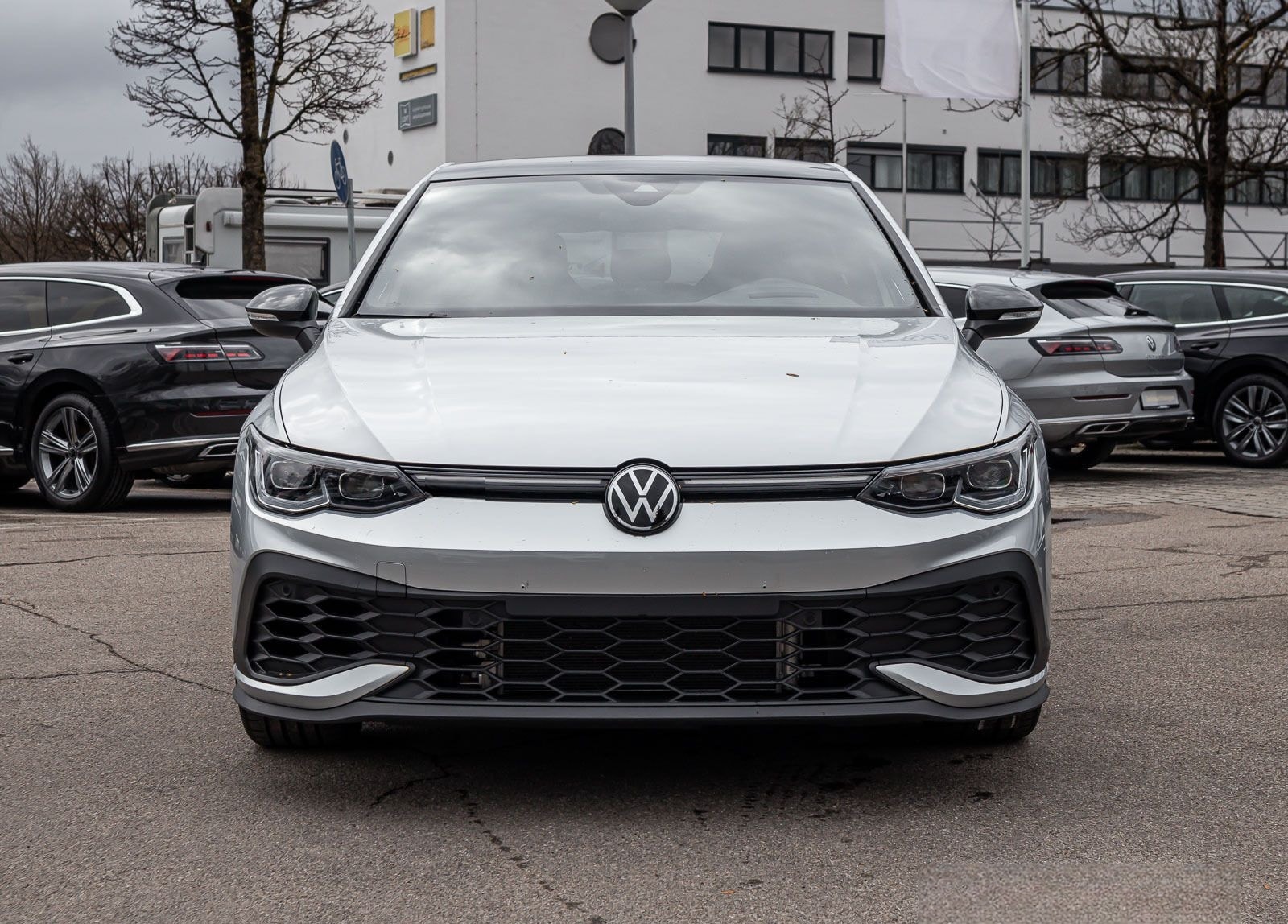 Volkswagen Golf VIII GTI Clubsport 2.0 TSI IQ.Light Navi Pa foto 5