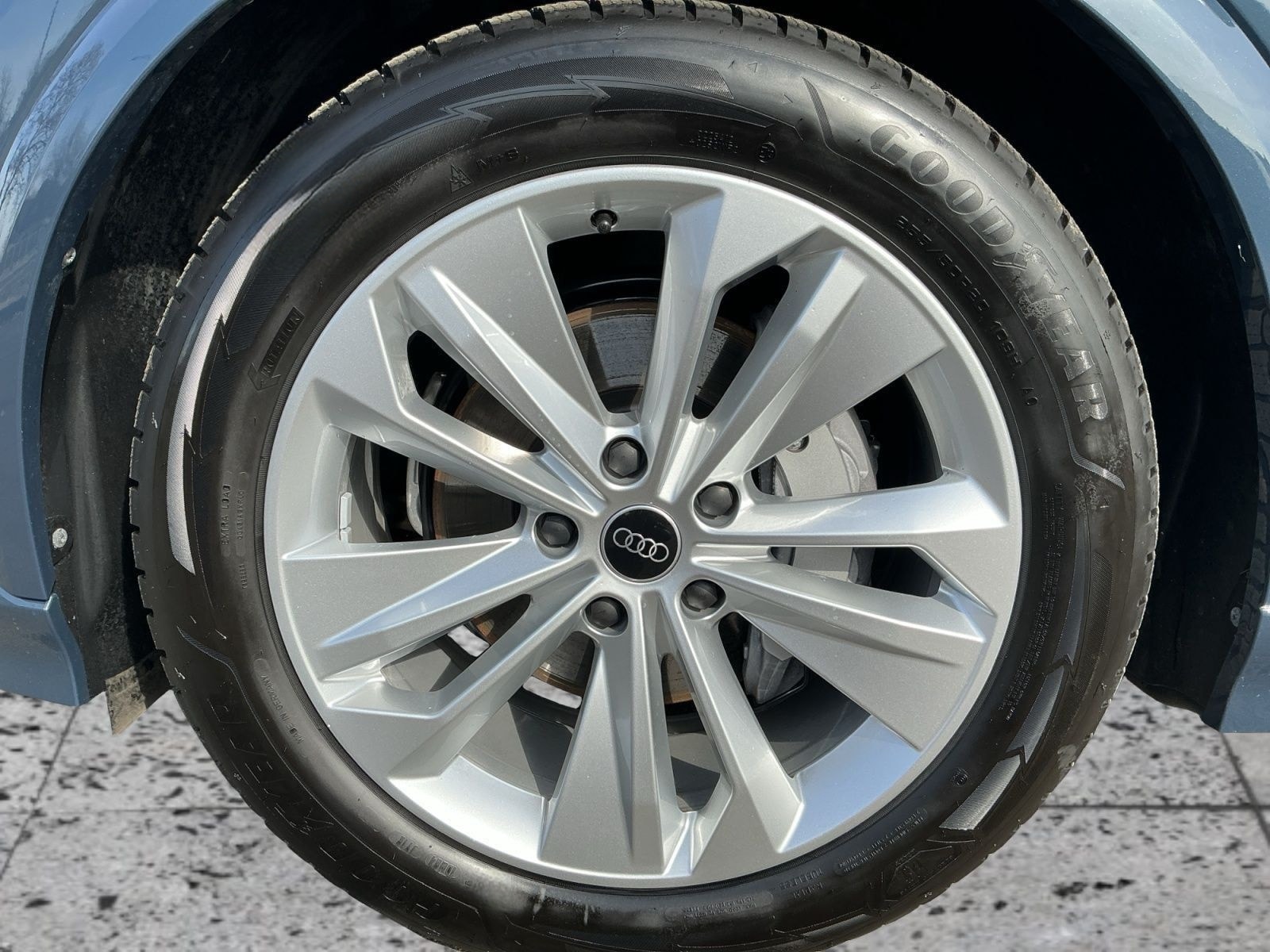 Audi Q6 e-tron QU S-LINE MATRIX+HuD+B&O+AIR+AHK+PANO foto 8