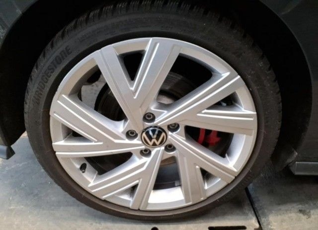 Volkswagen Golf VIII Lim. GTI Clubsport 8fach+CARPLAY foto 14