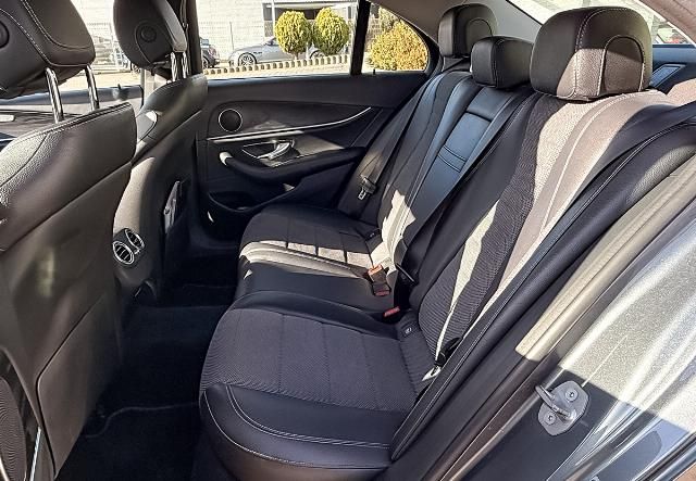 Mercedes-Benz E 200 d Avantgarde.Navi.RFK.SHZ foto 22