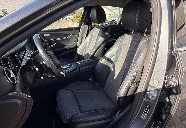 Mercedes-Benz E 200 d Avantgarde.Navi.RFK.SHZ foto 9
