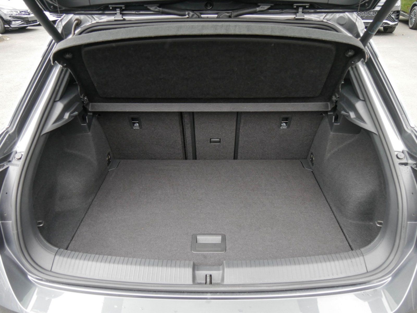 Volkswagen T-Roc 2.0 TSI Sport 4Motion DSG LED ACC Navi foto 14