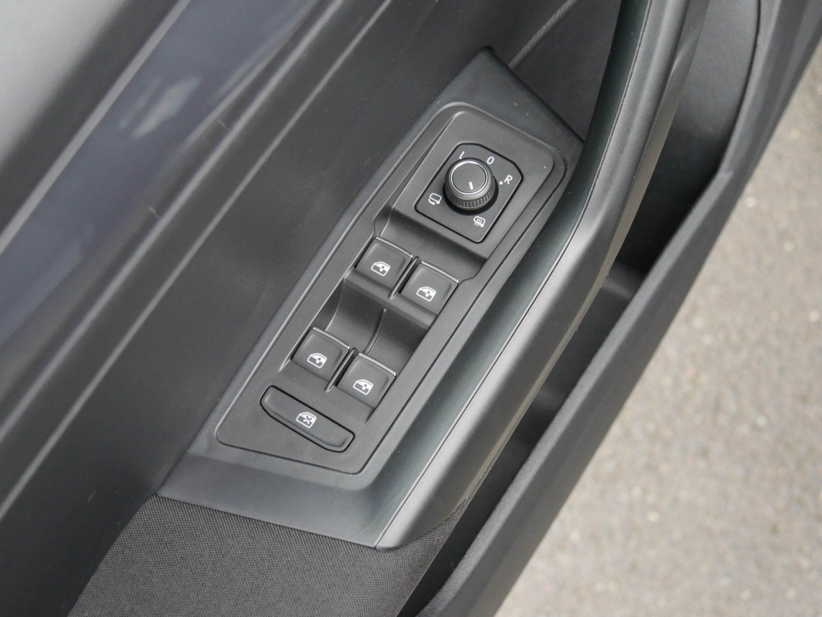 Volkswagen T-Roc 2.0 TSI Sport 4Motion DSG LED ACC Navi foto 15