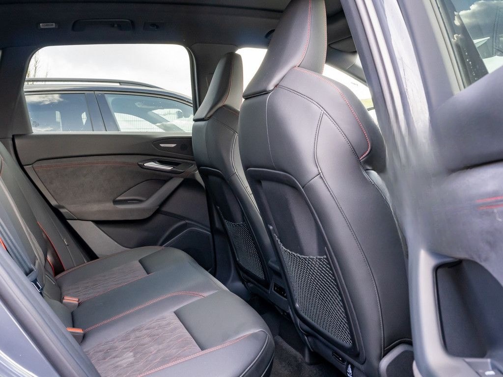 Audi Q6 SUV e-tron quattro 285 kW LUFTF. ACC PANO B+O foto 5