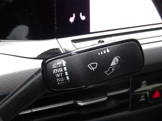 Volkswagen Golf VIII 1.5 TSI Active Navi/Klima/LED/Kamera foto 12