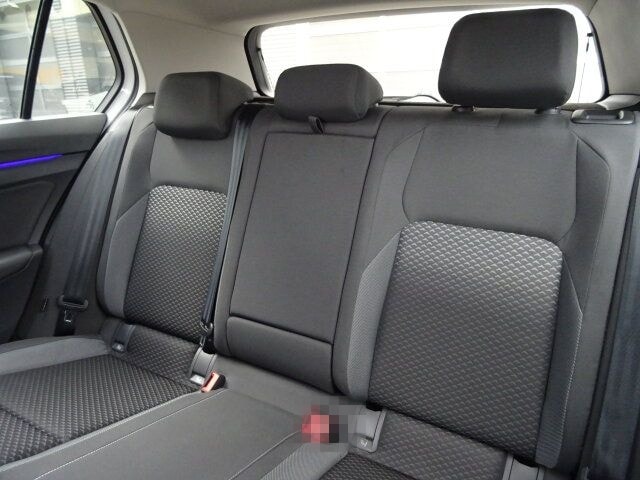 Volkswagen Golf VIII 1.5 TSI Active Navi/Klima/LED/Kamera foto 23