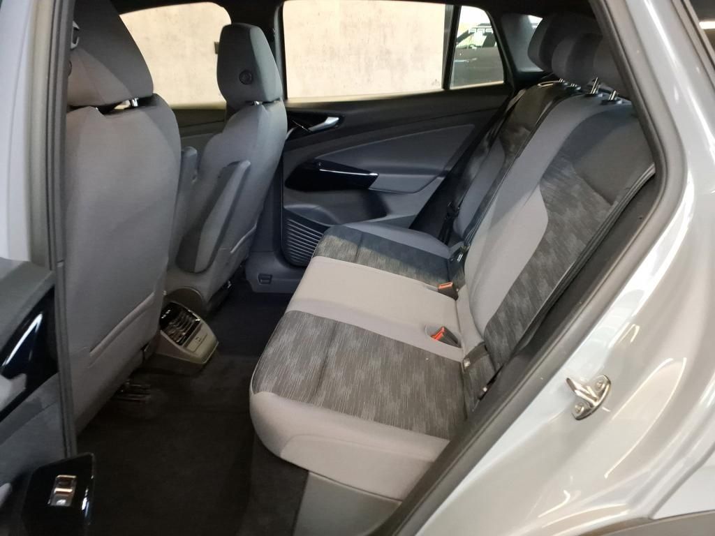 Volkswagen ID.4 Pure 55 kWh ACC/SHZ/LED/Navi/PDC foto 9