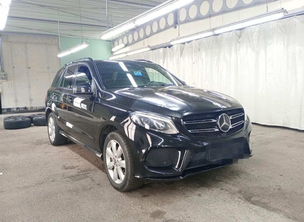 Mercedes-Benz GLE 350d #4MATIC #AMG #LED #AHK