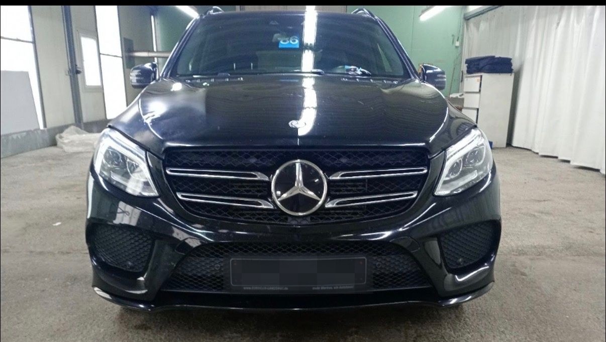 Mercedes-Benz GLE 350d #4MATIC #AMG #LED #AHK foto 2