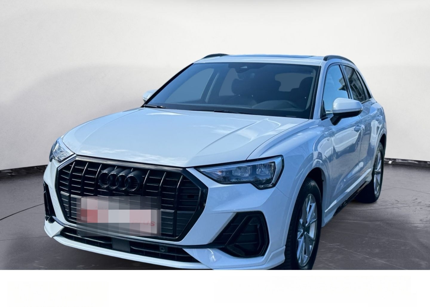 Audi Q3 S line 35 TFSI S tronic PANO/AHK/RFK+++ foto 1