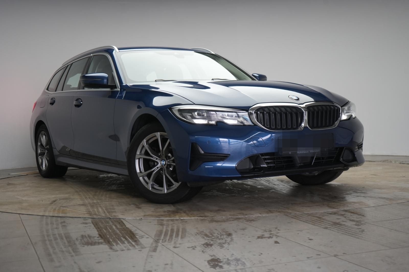 BMW 318 d Touring Sport Line Leder/ACC/Virtual/Carpl foto 1